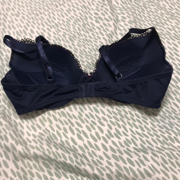 Bra - Picture 2 of 2